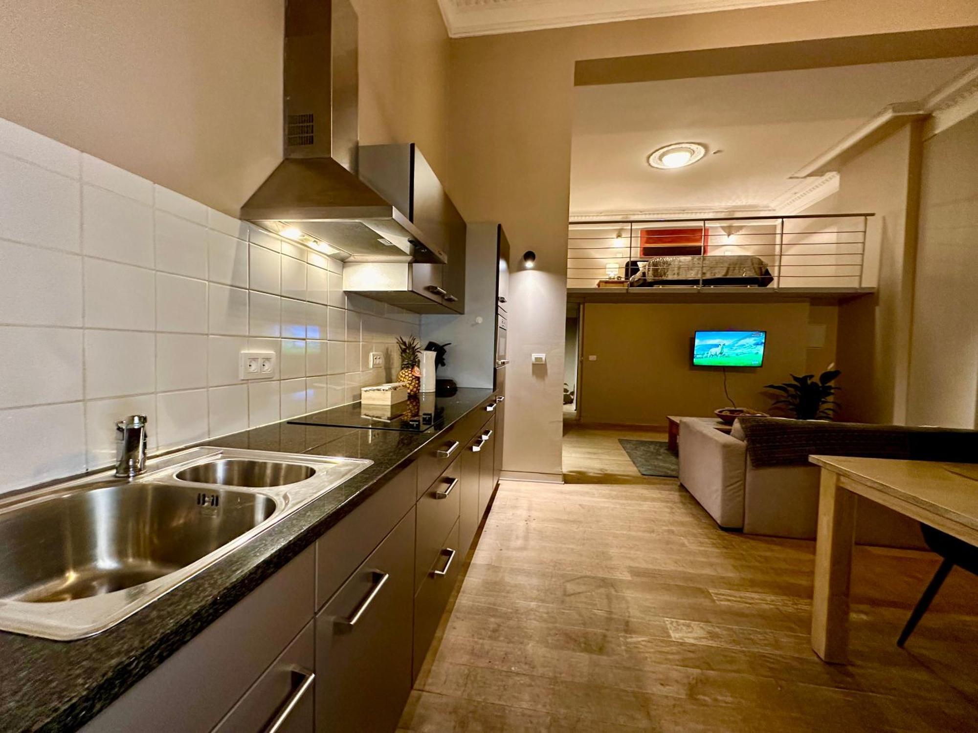 Luxury Suites Castel By Rikas Hotels Antwerpen Eksteriør bilde