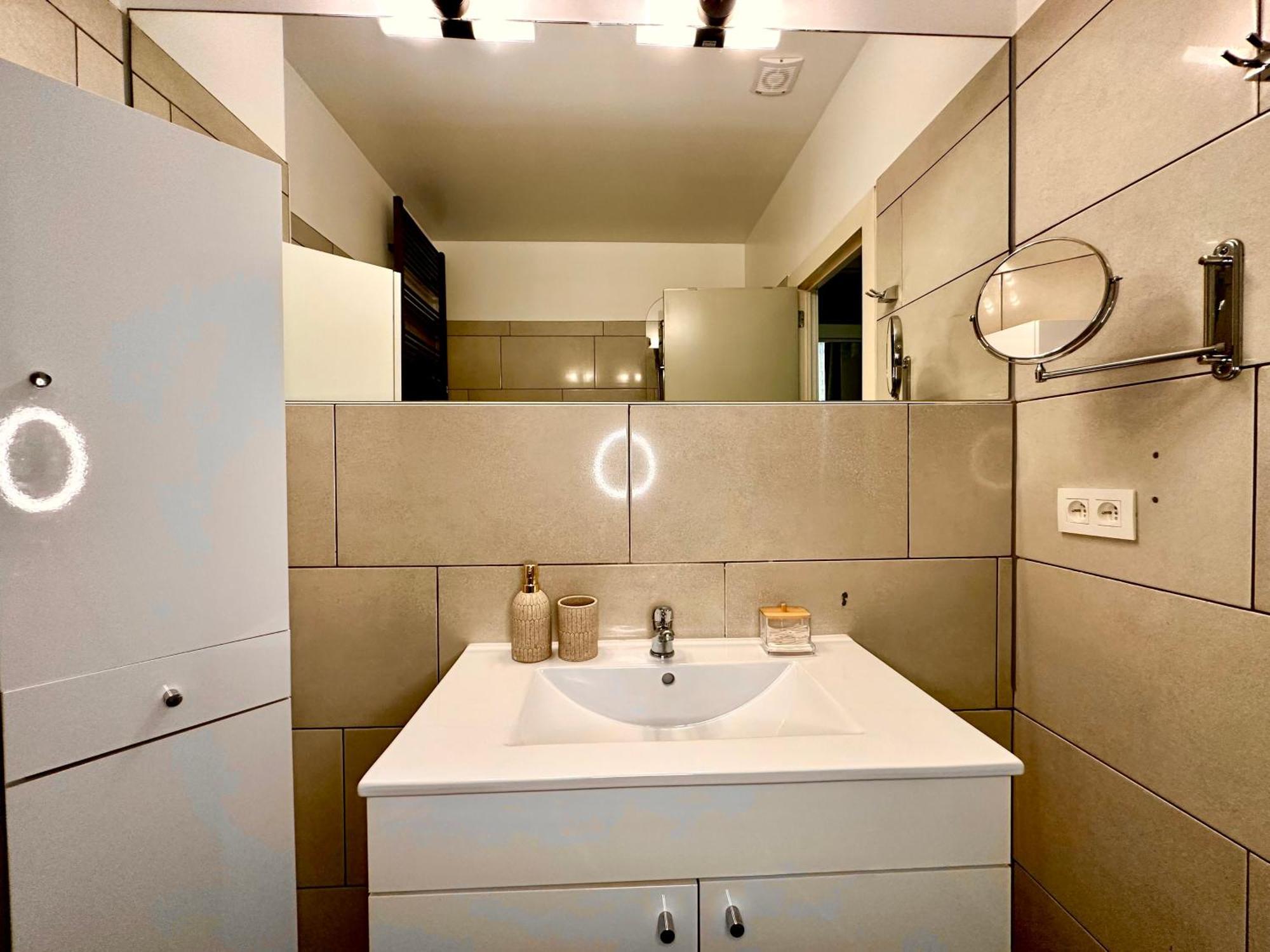 Luxury Suites Castel By Rikas Hotels Antwerpen Eksteriør bilde